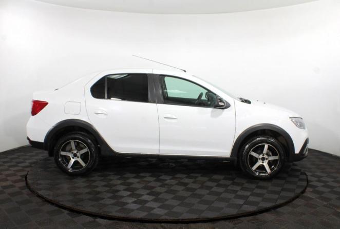 Renault Logan II Рестайлинг с пробегом 2021 года, цена 1 215 000 рублей, 57665 км, седан, Автокод Объявления
