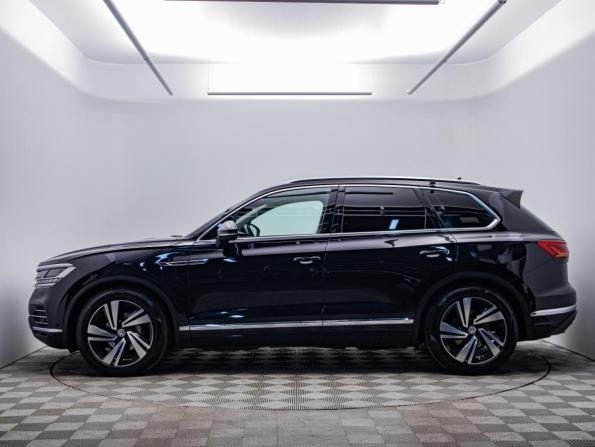 Volkswagen Touareg III с пробегом 2021 года, цена 6 521 000 рублей, 56606 км, внедорожник, Автокод Объявления