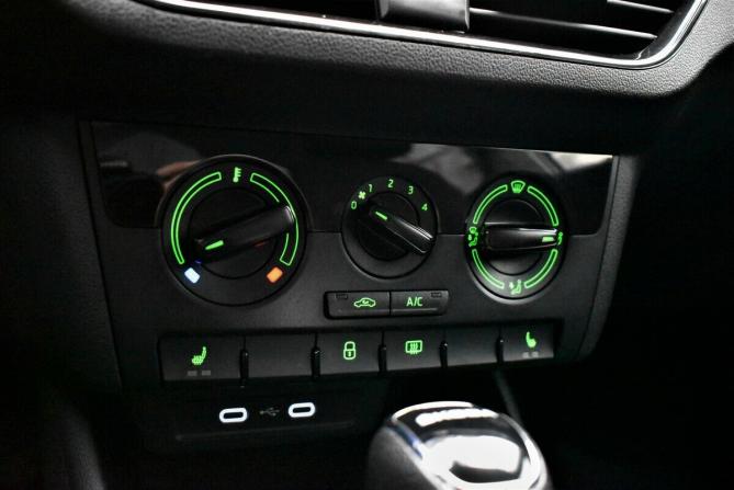 Skoda Rapid II с пробегом 2022 года, цена 1 530 000 рублей, 113337 км, лифтбек, Автокод Объявления