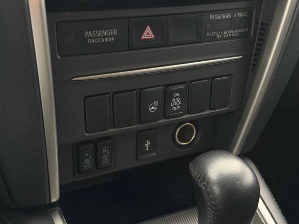 Mitsubishi L200 V Рестайлинг с пробегом 2019 года, цена 2 990 000 рублей, 156000 км, offers.body_type.unknown, Автокод Объявления