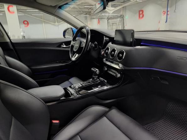 Kia Stinger I Рестайлинг с пробегом 2022 года, цена 2 950 000 рублей, 96811 км, лифтбек, Автокод Объявления