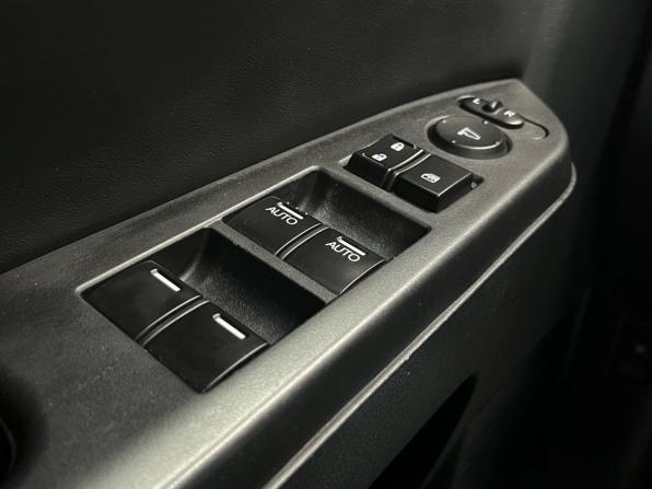 Honda Pilot II Рестайлинг с пробегом 2012 года, цена 1 700 000 рублей, 213755 км, внедорожник, Автокод Объявления
