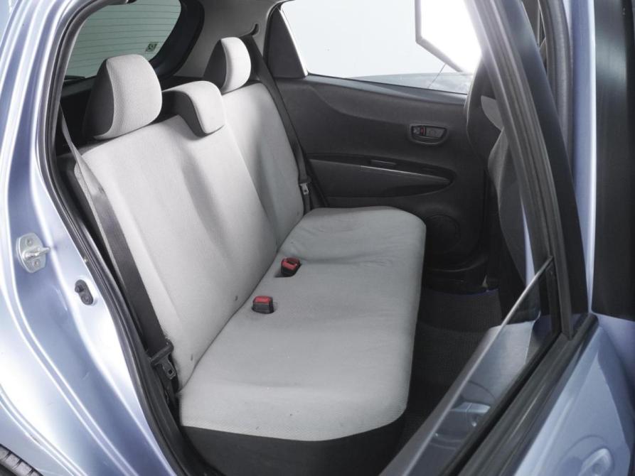Toyota Vitz III (XP130) Ростов-на-Дону  - изображение 9