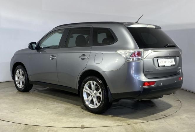 Mitsubishi Outlander III с пробегом 2012 года, цена 1 350 000 рублей, 174683 км, внедорожник, Автокод Объявления