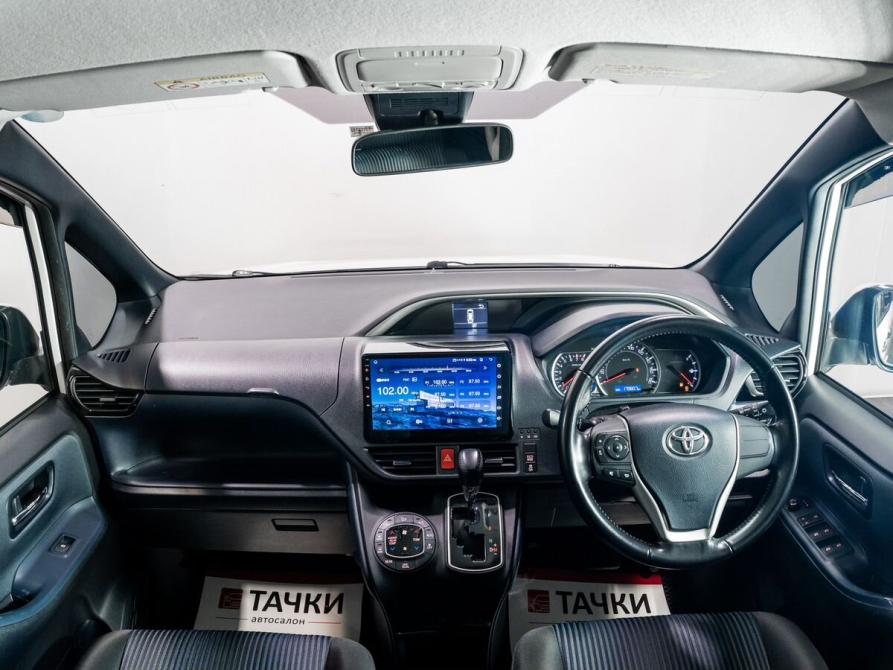 Toyota Voxy III (R80) Чита  - изображение 8