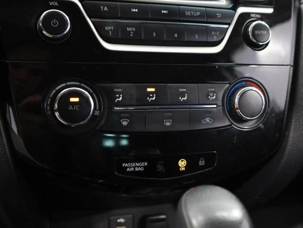 Nissan Qashqai II с пробегом 2015 года, цена 1 469 000 рублей, 169400 км, внедорожник, Автокод Объявления