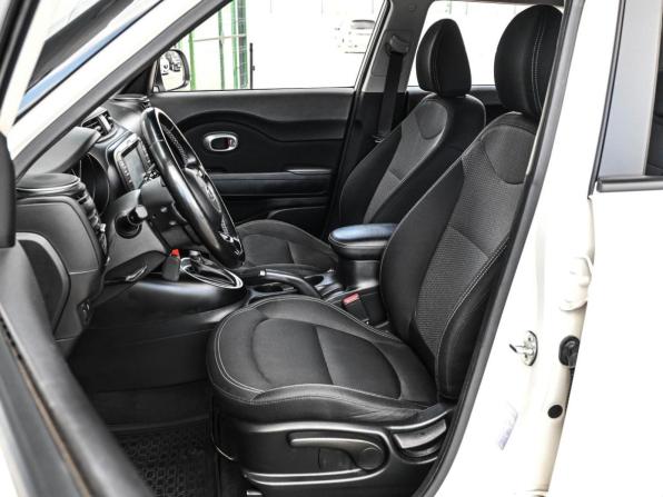 Kia Soul II Рестайлинг с пробегом 2018 года, цена 1 599 000 рублей, 86932 км, хэтчбек, Автокод Объявления