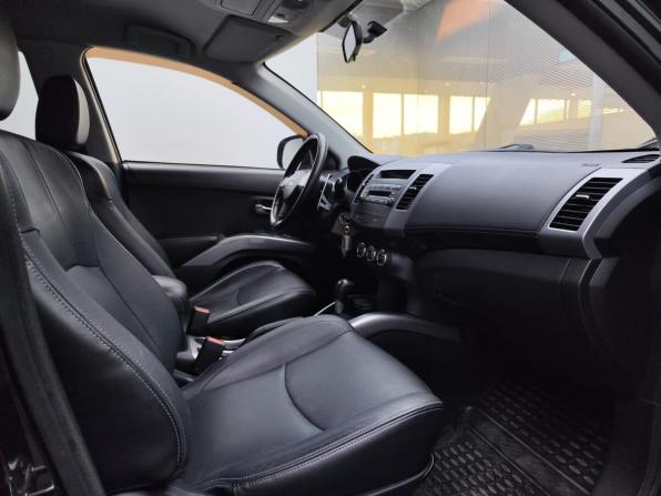 Mitsubishi Outlander II Рестайлинг с пробегом 2011 года, цена 1 339 000 рублей, 157200 км, внедорожник, Автокод Объявления