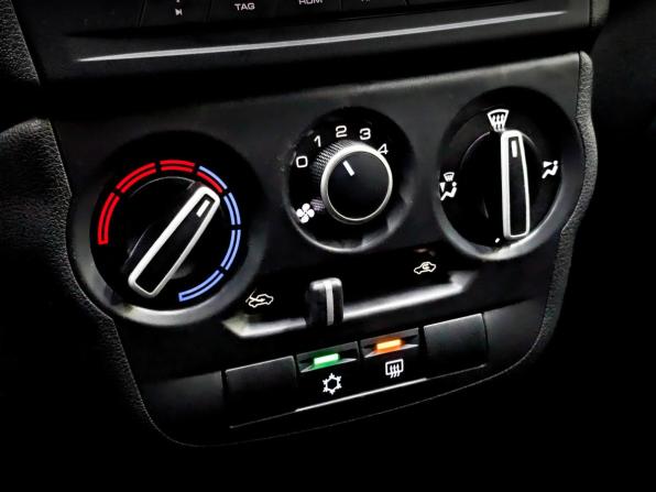Lada (ВАЗ) Granta I Рестайлинг с пробегом 2025 года, цена 1 200 000 рублей, 13429 км, лифтбек, Автокод Объявления