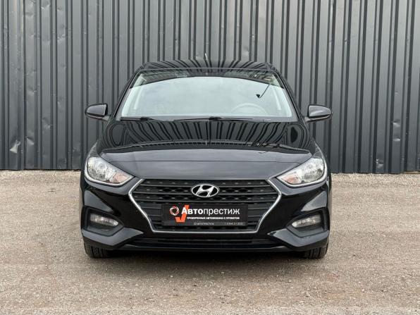Hyundai Solaris II с пробегом 2018 года, цена 1 245 000 рублей, 67729 км, седан, Автокод Объявления