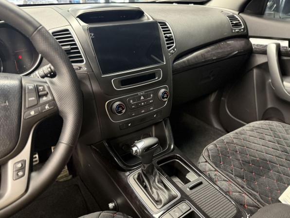 Kia Sorento II Рестайлинг с пробегом 2020 года, цена 2 190 000 рублей, 143628 км, внедорожник, Автокод Объявления