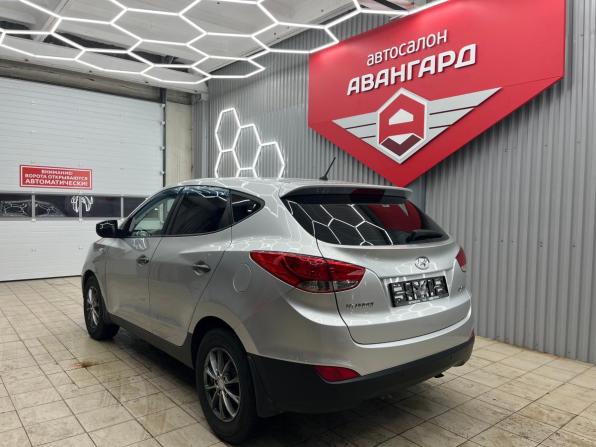 Hyundai ix35 I с пробегом 2012 года, цена 1 320 000 рублей, 140000 км, внедорожник, Автокод Объявления