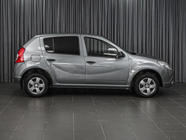 Renault Sandero I с пробегом 2010 года, цена 480 000 рублей, 247469 км, хэтчбек, Автокод Объявления
