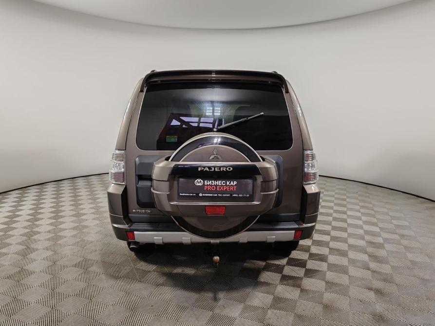 Mitsubishi Pajero IV Рестайлинг 1 Москва  - изображение 6
