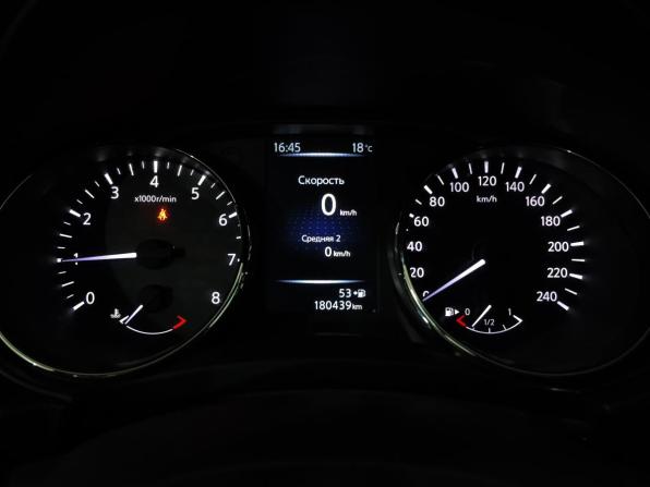 Nissan Qashqai II с пробегом 2017 года, цена 1 400 000 рублей, 180425 км, внедорожник, Автокод Объявления