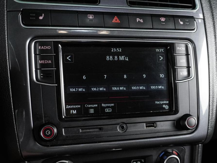 Volkswagen Polo V Рестайлинг Воронеж  - изображение 17