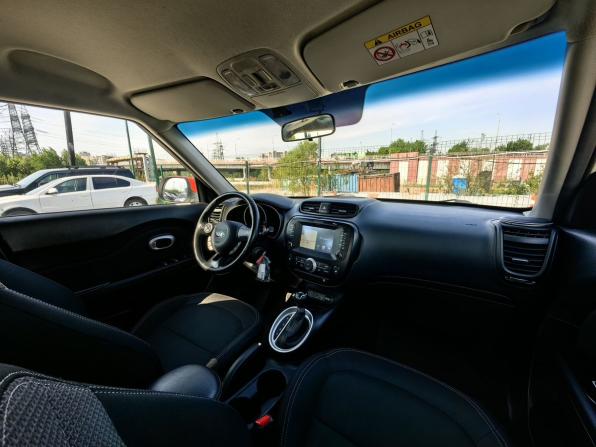 Kia Soul II Рестайлинг с пробегом 2018 года, цена 1 419 000 рублей, 126945 км, хэтчбек, Автокод Объявления