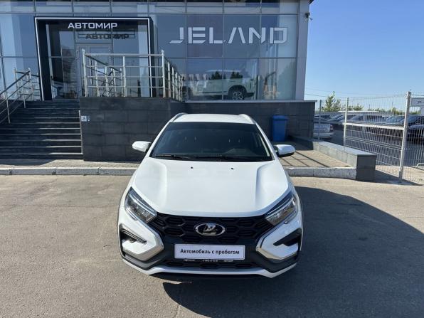 Lada (ВАЗ) Vesta I Рестайлинг (NG) с пробегом 2024 года, цена 1 300 000 рублей, 37652 км, универсал, Автокод Объявления
