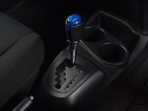 Toyota Aqua I Рестайлинг с пробегом 2017 года, цена 949 999 рублей, 97599 км, хэтчбек, Автокод Объявления