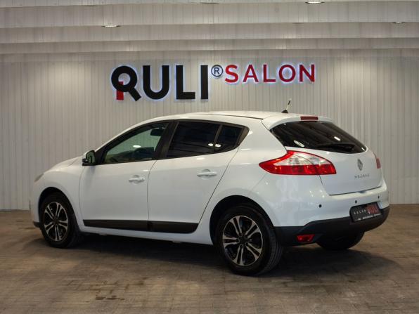 Renault Megane III Рестайлинг с пробегом 2012 года, цена 735 000 рублей, 138887 км, хэтчбек, Автокод Объявления