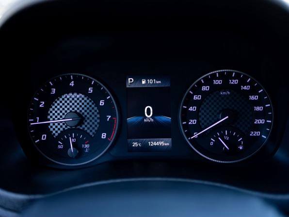 Hyundai Solaris II Рестайлинг с пробегом 2022 года, цена 1 549 000 рублей, 124495 км, седан, Автокод Объявления