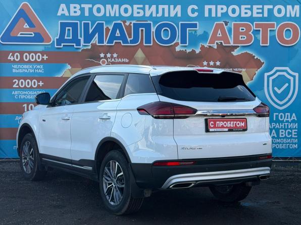 Geely Atlas Pro с пробегом 2024 года, цена 2 250 000 рублей, 49000 км, внедорожник, Автокод Объявления