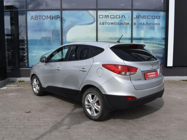 Hyundai ix35 I с пробегом 2012 года, цена 920 000 рублей, 211664 км, внедорожник, Автокод Объявления