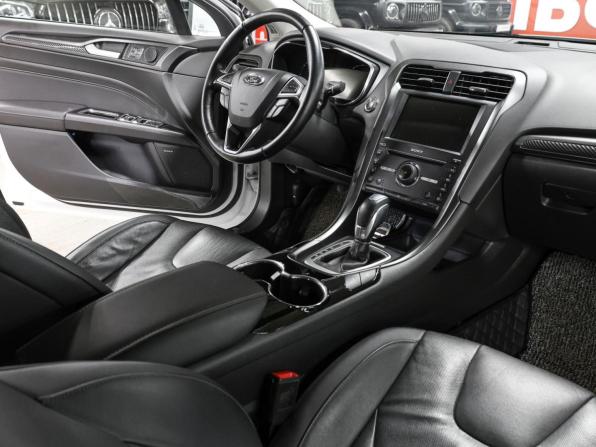Ford Mondeo V с пробегом 2015 года, цена 1 827 000 рублей, 113913 км, седан, Автокод Объявления