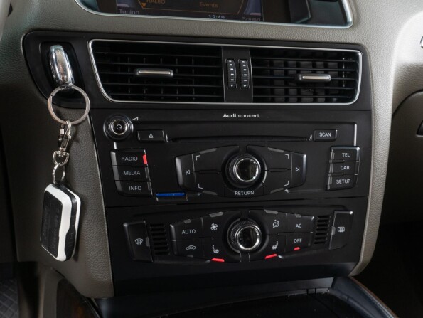 Audi Q5 I (8R) с пробегом 2012 года, цена 1 849 000 рублей, 120402 км, внедорожник, Автокод Объявления