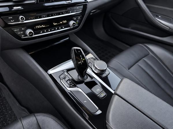 BMW 5 серии VII (G30/G31/G38) с пробегом 2017 года, цена 2 979 500 рублей, 204250 км, седан, Автокод Объявления