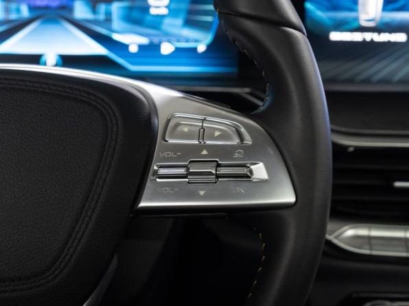 FAW Bestune T77 I с пробегом 2023 года, цена 1 850 000 рублей, 8600 км, внедорожник, Автокод Объявления