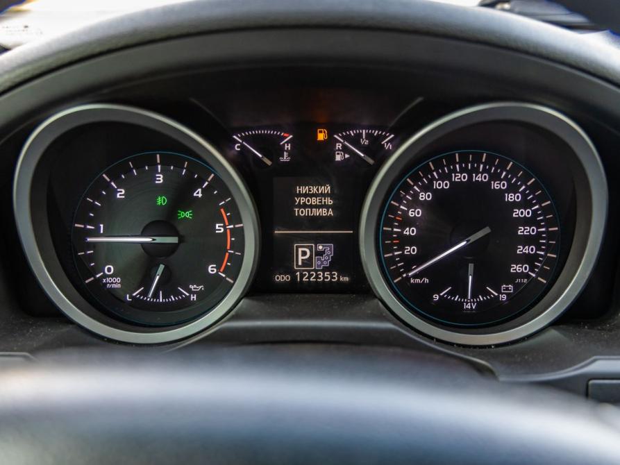 Toyota Land Cruiser 200 Series Рестайлинг 1 Волгоград  - изображение 9