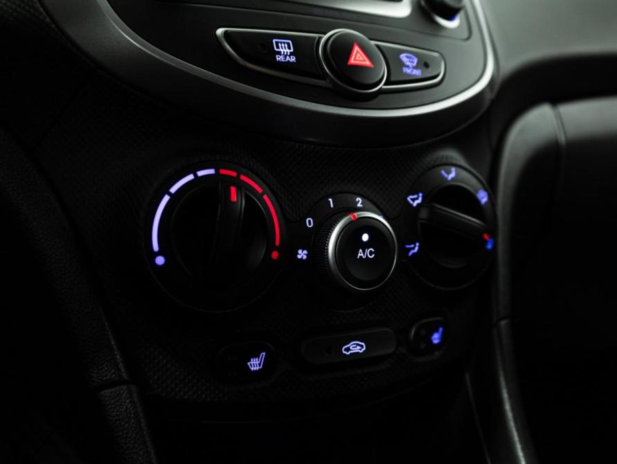 Hyundai Solaris I Рестайлинг Санкт-Петербург  - изображение 16