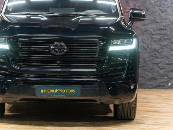 Toyota Land Cruiser 300 Series с пробегом 2021 года, цена 10 790 000 рублей, 55598 км, внедорожник, Автокод Объявления