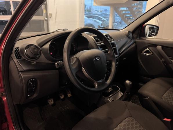 Lada (ВАЗ) Granta I Рестайлинг с пробегом 2022 года, цена 715 000 рублей, 123579 км, лифтбек, Автокод Объявления