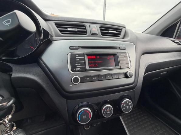 Kia Rio III Рестайлинг с пробегом 2016 года, цена 1 180 000 рублей, 114788 км, седан, Автокод Объявления