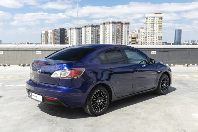 Mazda 3 II (BL) Рестайлинг с пробегом 2012 года, цена 730 000 рублей, 245000 км, седан, Автокод Объявления