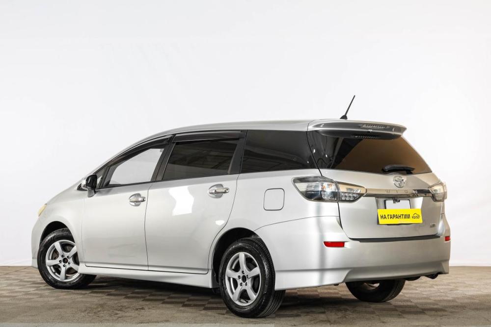 Toyota Wish II Рестайлинг Тюмень  - изображение 5