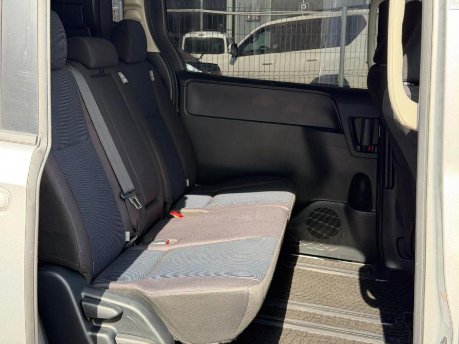 Toyota Voxy III (R80) Набережные Челны  - изображение 16