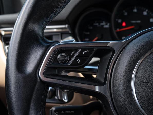 Porsche Macan I Рестайлинг с пробегом 2019 года, цена 4 550 000 рублей, 73427 км, внедорожник, Автокод Объявления