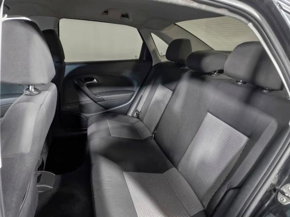 Volkswagen Polo V с пробегом 2014 года, цена 682 800 рублей, 402345 км, седан, Автокод Объявления