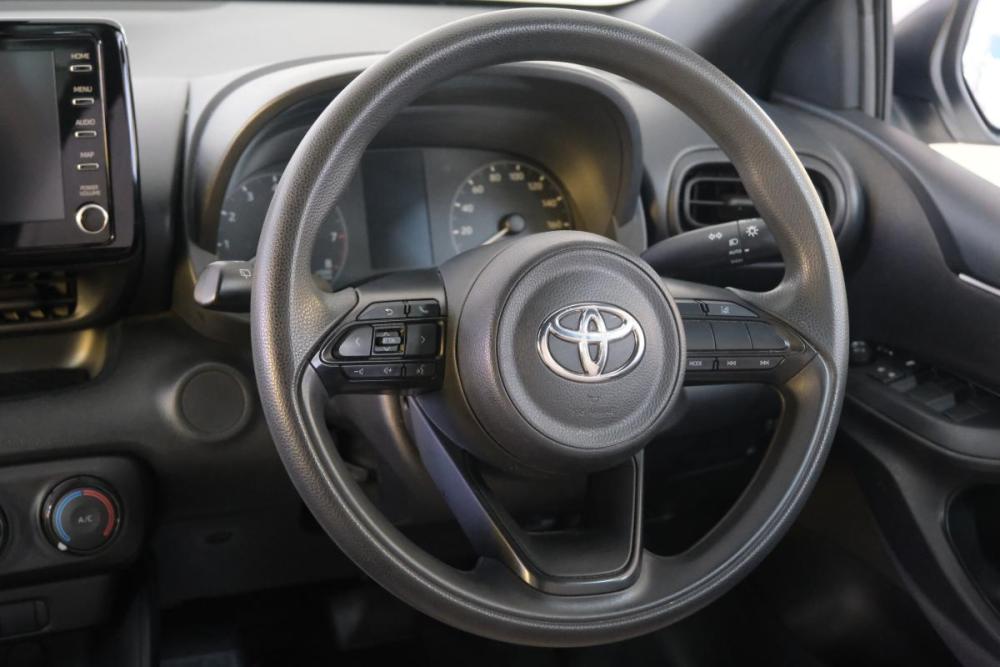 Toyota Yaris IV Омск  - изображение 12