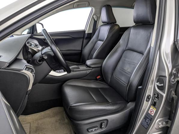 Lexus NX I с пробегом 2016 года, цена 2 515 000 рублей, 177339 км, внедорожник, Автокод Объявления