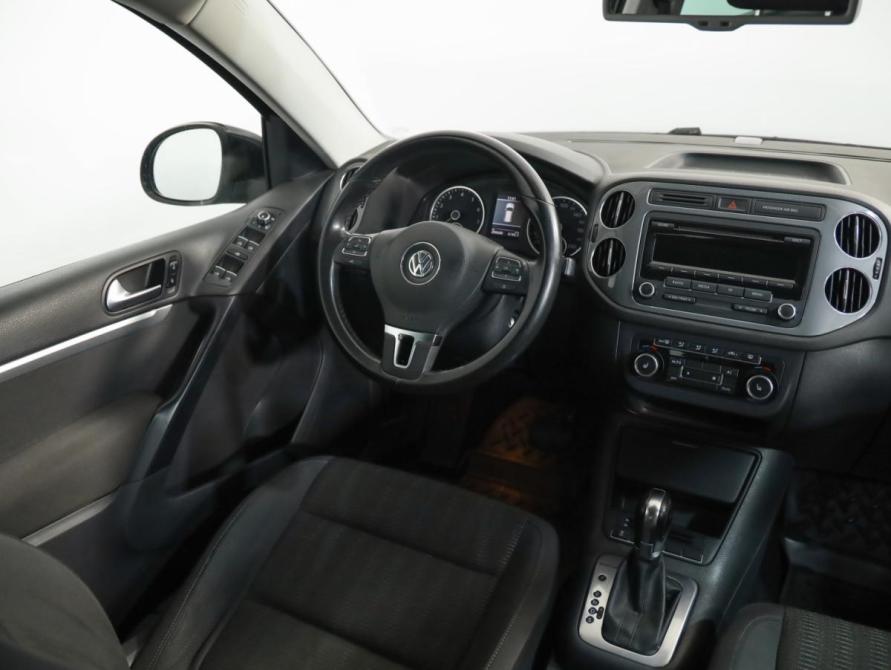 Volkswagen Tiguan I Рестайлинг Санкт-Петербург  - изображение 10