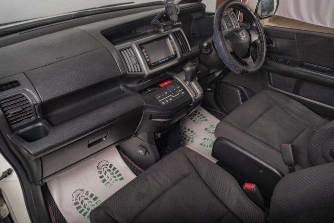Honda Stepwgn IV с пробегом 2011 года, цена 1 459 000 рублей, 303000 км, минивэн, Автокод Объявления