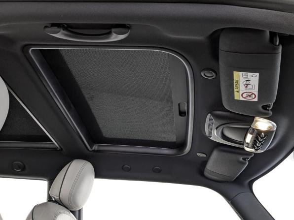 Mini Hatch III (F55/F56) с пробегом 2016 года, цена 2 010 000 рублей, 68903 км, хэтчбек, Автокод Объявления