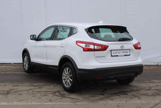 Nissan Qashqai II с пробегом 2017 года, цена 1 770 000 рублей, 71835 км, внедорожник, Автокод Объявления