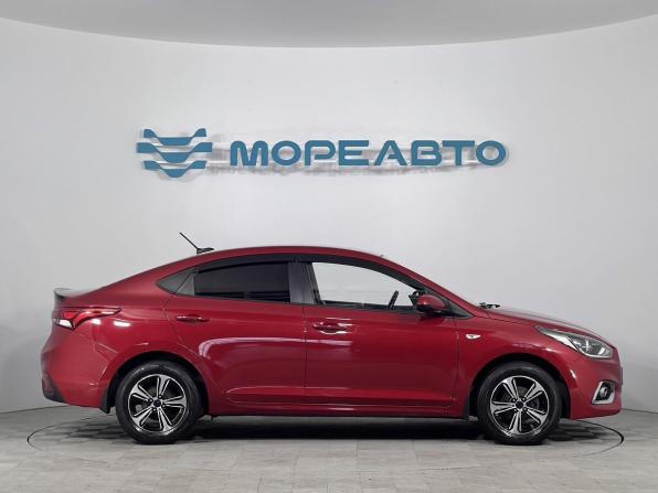Hyundai Solaris II с пробегом 2018 года, цена 1 380 000 рублей, 90500 км, седан, Автокод Объявления