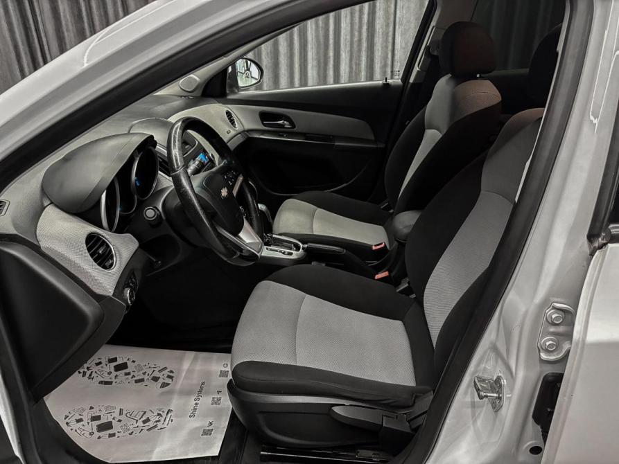 Chevrolet Cruze I Рестайлинг Красноярск  - изображение 8