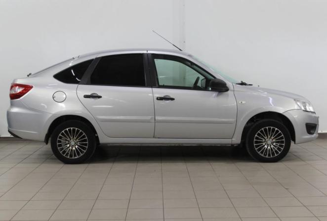 Lada (ВАЗ) Granta I Рестайлинг с пробегом 2018 года, цена 445 000 рублей, 289866 км, хэтчбек, Автокод Объявления